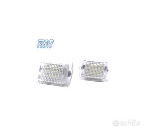 LUCI TARGA A LED PER MERCEDES CLASSE C W204 08-14