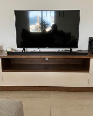 Mobile living porta TV