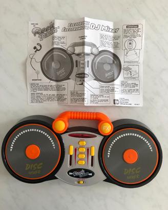 Electronic DJ mixer rock tunes