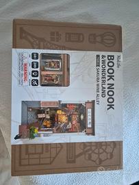 Rolife Book Nook "Sakura Wine Alley" TGB11 
