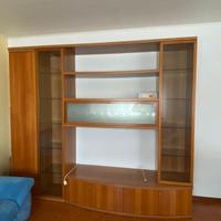 mobile per  salotto in legno con porte