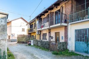 CASA DI CORTE A DRUENTO