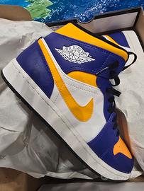 Nike Jordan Lakers