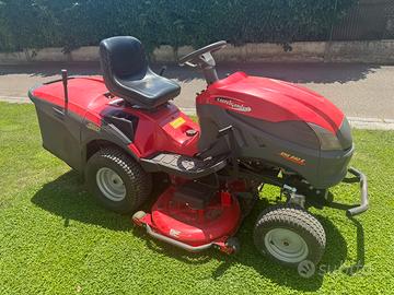 Trattorino tosaerba Castelgarden 4x4