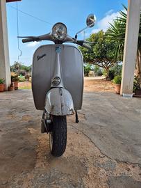 Vespa Piaggio 125 VNB Conservata Originale – Targa