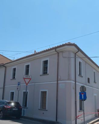 Quadrilocale ristrutturato piano terra, cortile