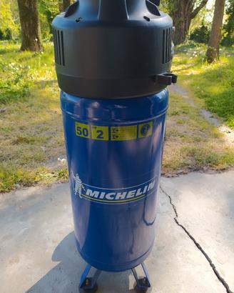 Compressore 50 litri + Attrezzature varie
