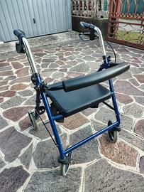 Deambulatore Rollator pieghevole  - sedile e freni