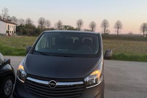 Opel Vivaro 9 posti