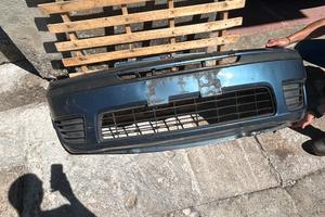 paraurti fiat  punto