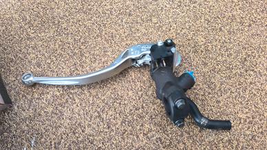 pompa freno anterior originale Yamaha r6 post 2017