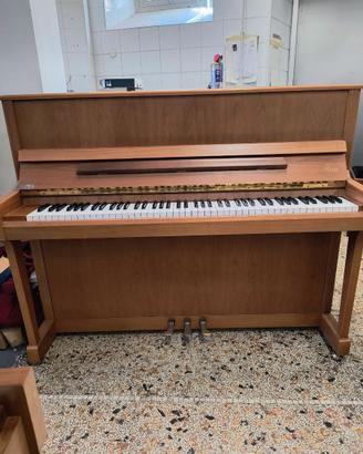 Pianoforte May Berlin 115 tedesco con trasporto