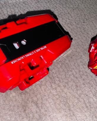 Beyblade Soar Phoenix con Launcher