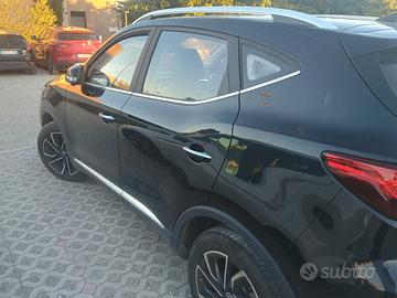 Mg zs luxry