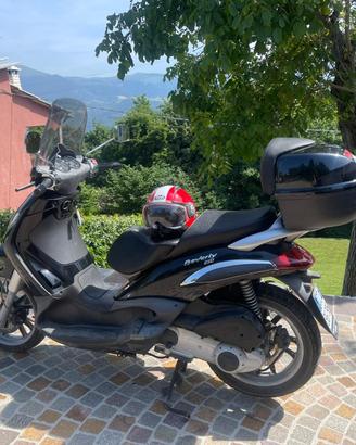 Scooter Beverly 250