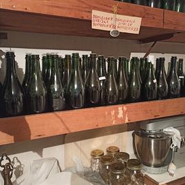 vasi borgnoli e bottiglie e fiaschi in vetro 