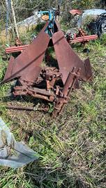 attrezzi agricoli vari