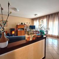 CAVARZERE - CASA ACCOSTATA CON GIARDINO