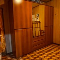 Armadio comodini e cassettiera