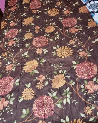 Coperta trapuntata  letto singolo. copriletto .