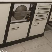 Attrezzature per studio dentistico