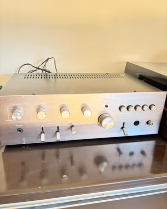 Amplificatore stereo vintage Sansui AU-4400 hi-fi