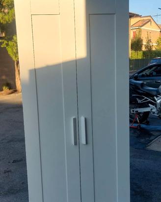 Mobile Ikea BRIMNES