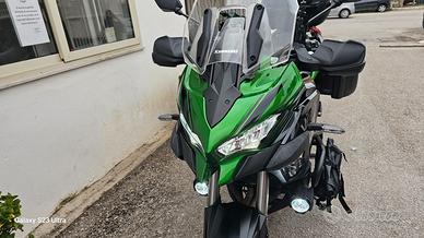 kawasaki versis 1000 SE