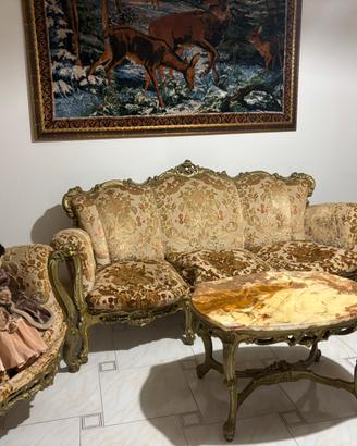 Salotto antico stile barocco
