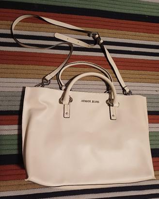Borsa di Armani