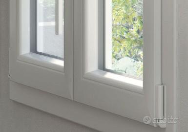 Finestra In Pvc Bianco Massa