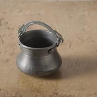 Piccola ciotola paiolo peltro, soprammobile, hallo