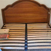 Camera da letto in legno