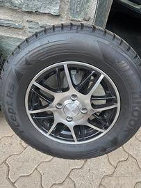 cerchi in lega con gomme