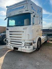 trattore stradale Scania r 560 euro 5