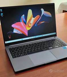 Samsung Galaxy Book4 i7 15.6"