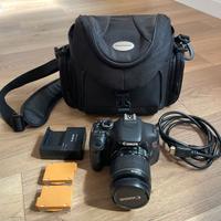 Canon EOS Rebel T3I - Nero + Canon Zoom Lens EF-S