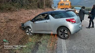 DS 3 1.6 e-HDi 90 airdream ETG6 So Chic - INCIDENT