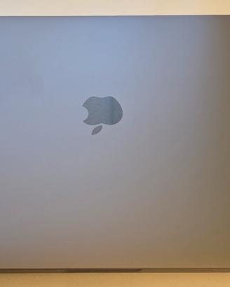 Apple Mac Book Pro 2019 i9 monitor 16"