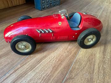 Ferrari toschi
