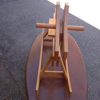 cavallo a  dondolo in legno