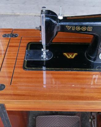 Macchina da Cucire ''VIGOR'' anni '30