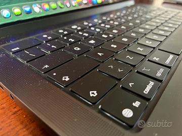 Apple MacBook PRO M5