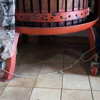 Pigiatrice+torchio idraulico