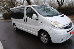 Opel Vivaro autocarro