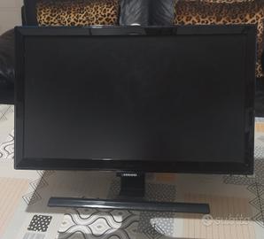 TV SAMSUNG 22 POLLICI CON DECODER INTEGRATO 