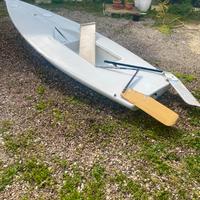 Barca a vela Laser 4,20 con accessori