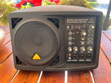 Behringer eurolive b207