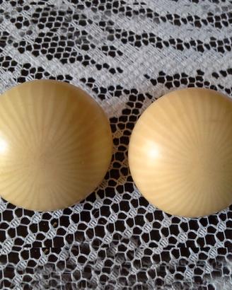 Orecchini vintage simile avorio con clip