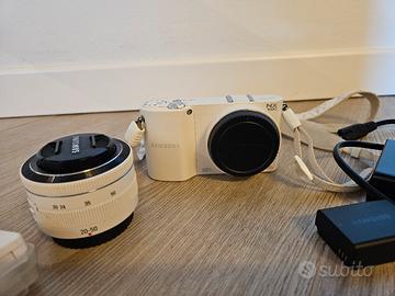 Samsung NX1000 mirrorless